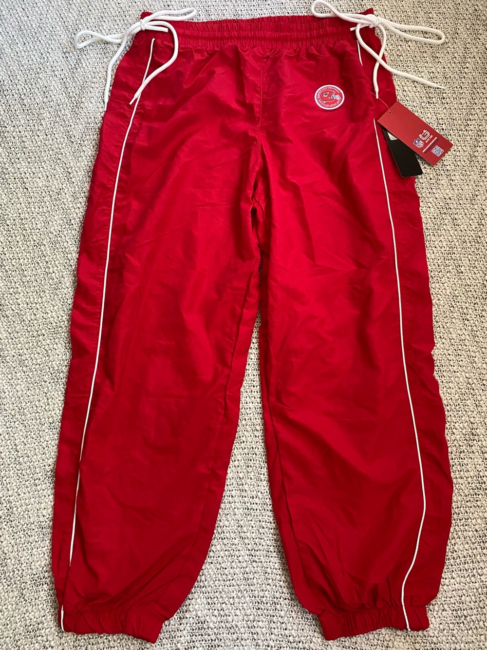 NWT NFL Kansas City Chiefs Red Parachute Track Pants XL Y2K Swiftie Streetwear